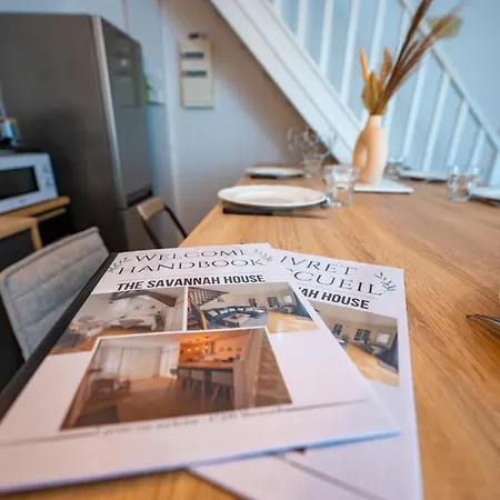 The Savannah House Centre Apartment *